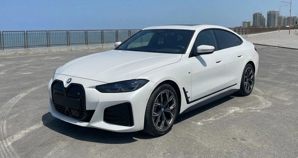 BMW i4 83.9 kWh eDrive 40