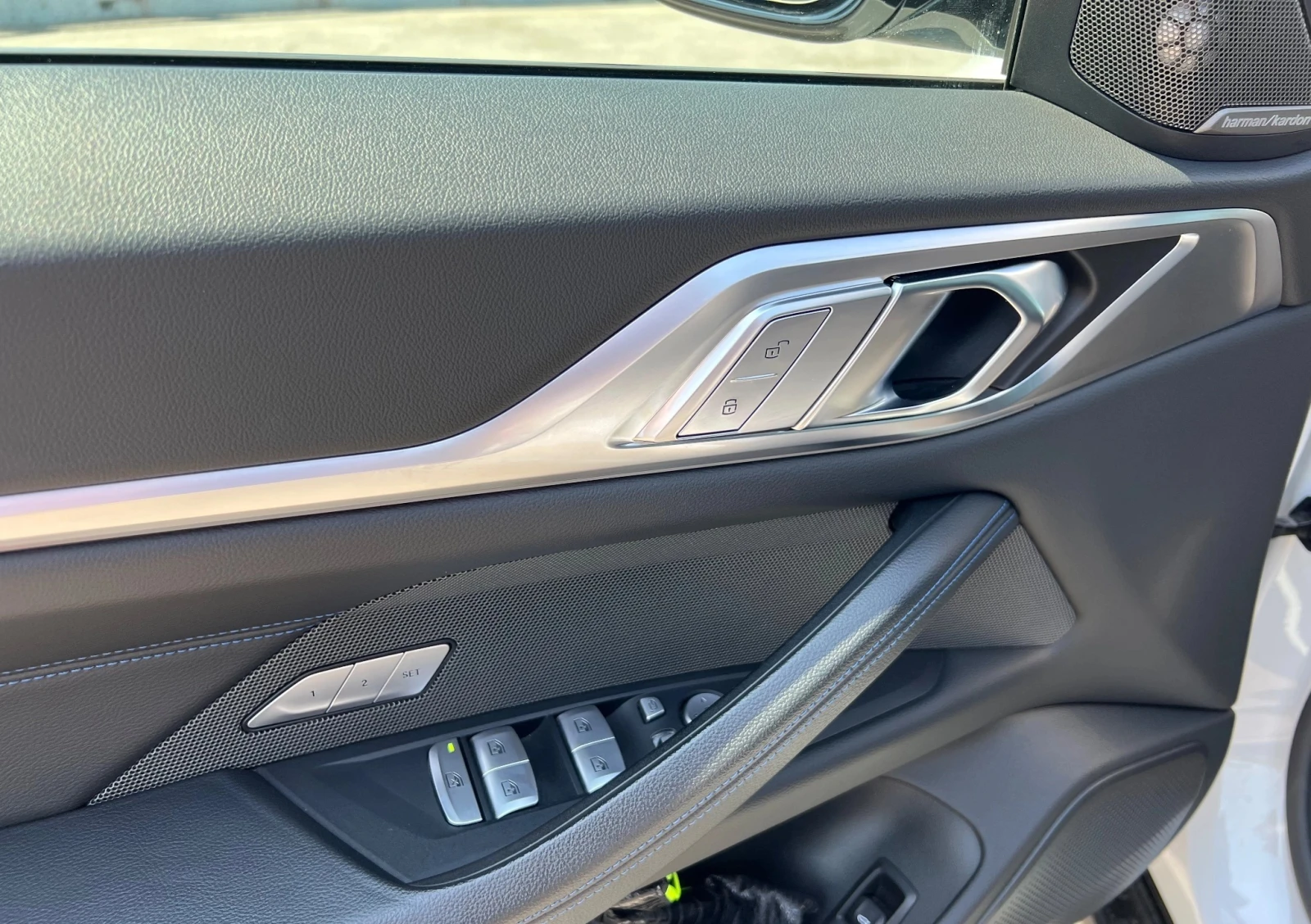 BMW i4 83.9 kWh eDrive 40, снимка 12 - Автомобили и джипове - 56430282