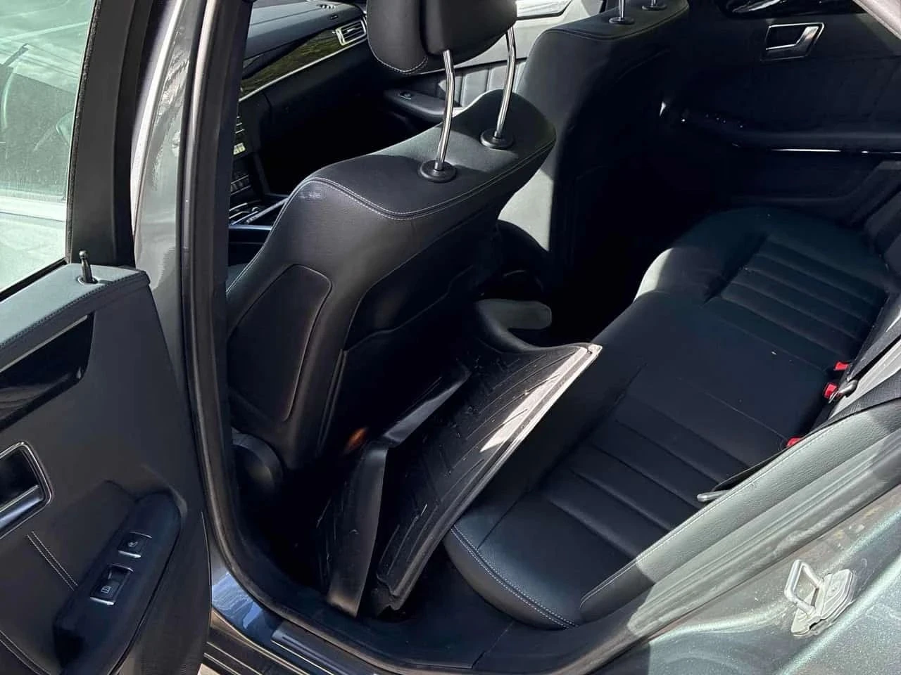 Mercedes-Benz E 400, снимка 16 - Автомобили и джипове - 56724039