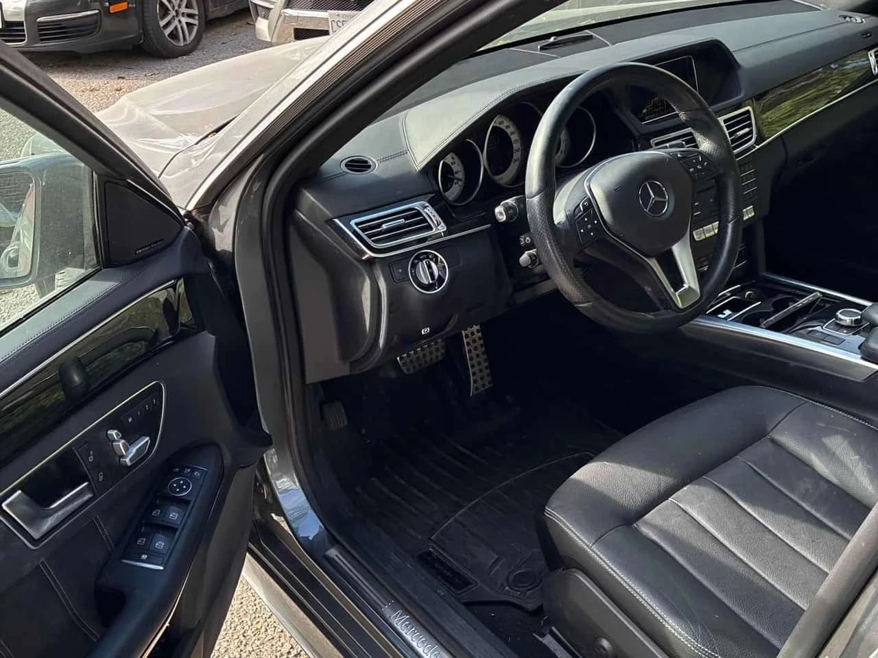 Mercedes-Benz E 400, снимка 10 - Автомобили и джипове - 56724039