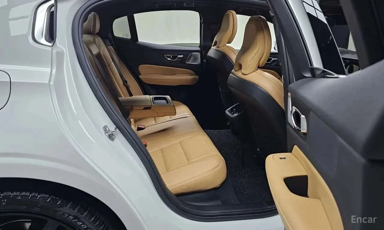 Volvo S60, снимка 12 - Автомобили и джипове - 56738106