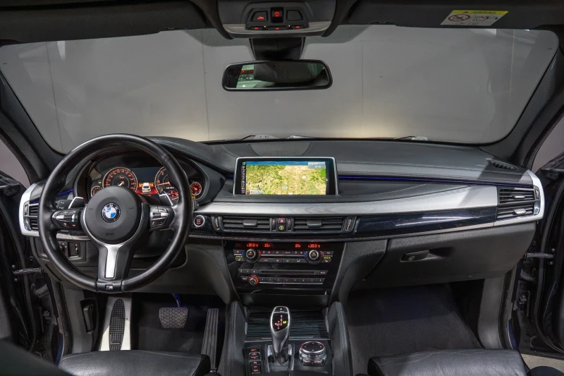 BMW X6 4.0D X-DRIVE /M-PERFORMANCE /HUD /H&K /360CAM /8ZF, снимка 8 - Автомобили и джипове - 52674375