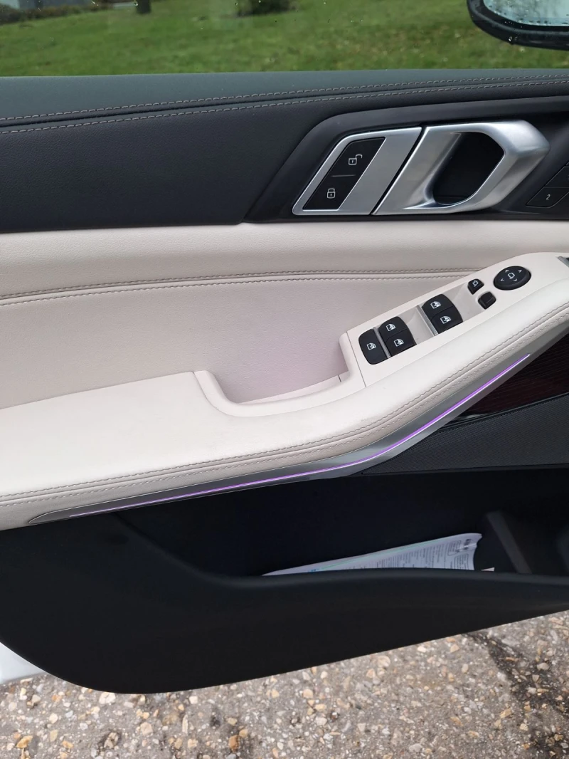 BMW X5 50e xDrive M Sport Paket Sportautomatic, снимка 13 - Автомобили и джипове - 52676980