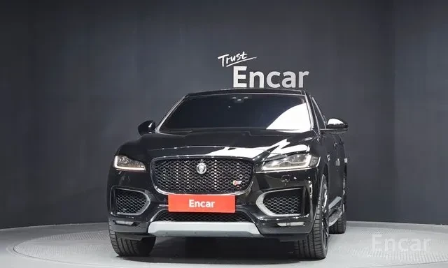 Jaguar F-PACE 30d * S * HEAD UP * ПАНОРАМА * 360 КАМЕРА * , снимка 2 - Автомобили и джипове - 56080652