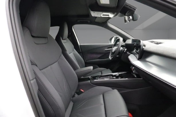 Audi Q3 35 TFSI = S-line = Гаранция, снимка 6 - Автомобили и джипове - 56182592