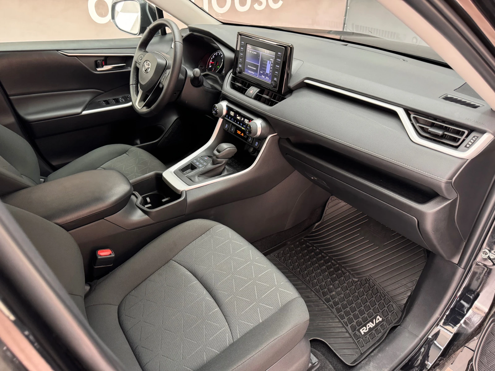 Toyota Rav4 2.5I* 4X4* LED* CAMERA* KEYLESS | Mobile.bg   15