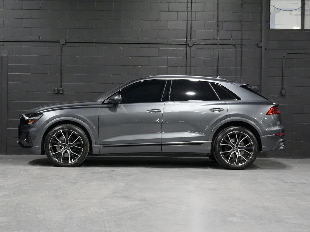 Audi SQ8 4.0 TFSI quattro* АвтоКредит* (Цена до БГ) , снимка 3 - Автомобили и джипове - 53870999