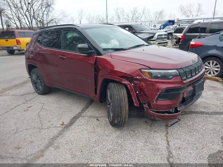 Jeep Compass 2.4L I-4 VVT, 177HP 4X4 Drive