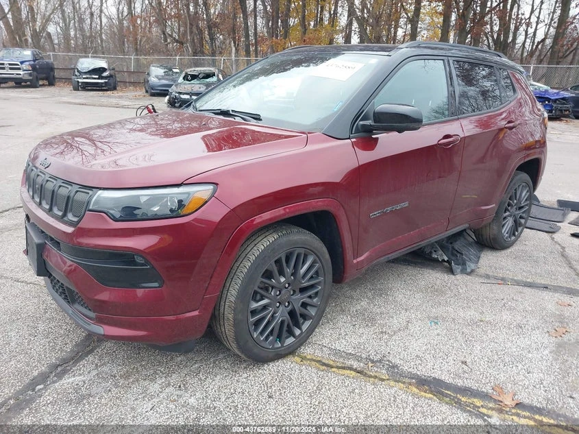 Jeep Compass 2.4L I-4 VVT, 177HP 4X4 Drive, снимка 2 - Автомобили и джипове - 53877616