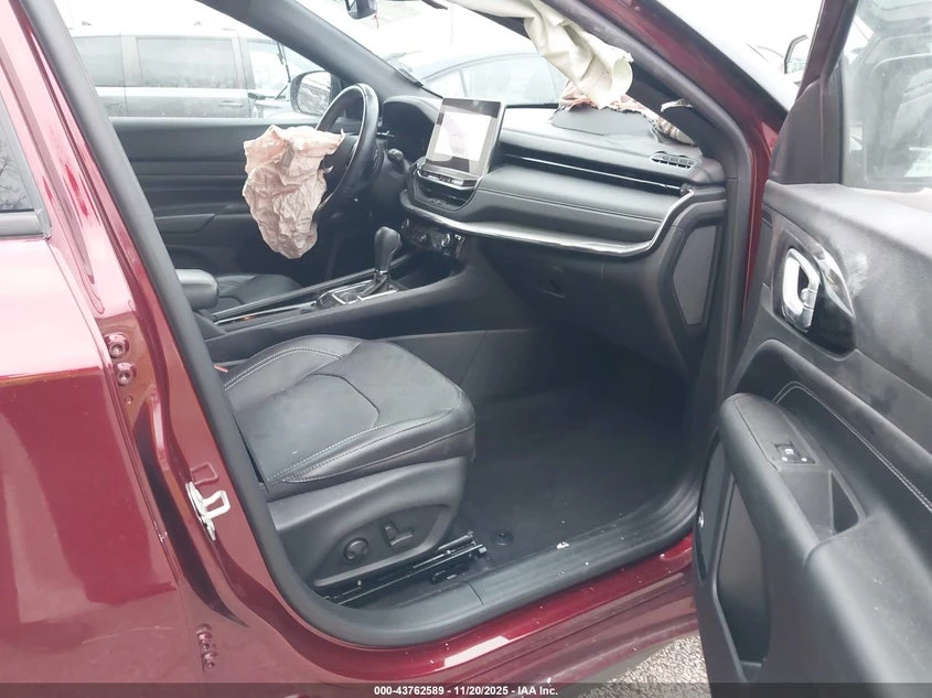 Jeep Compass 2.4L I-4 VVT, 177HP 4X4 Drive, снимка 5 - Автомобили и джипове - 53877616