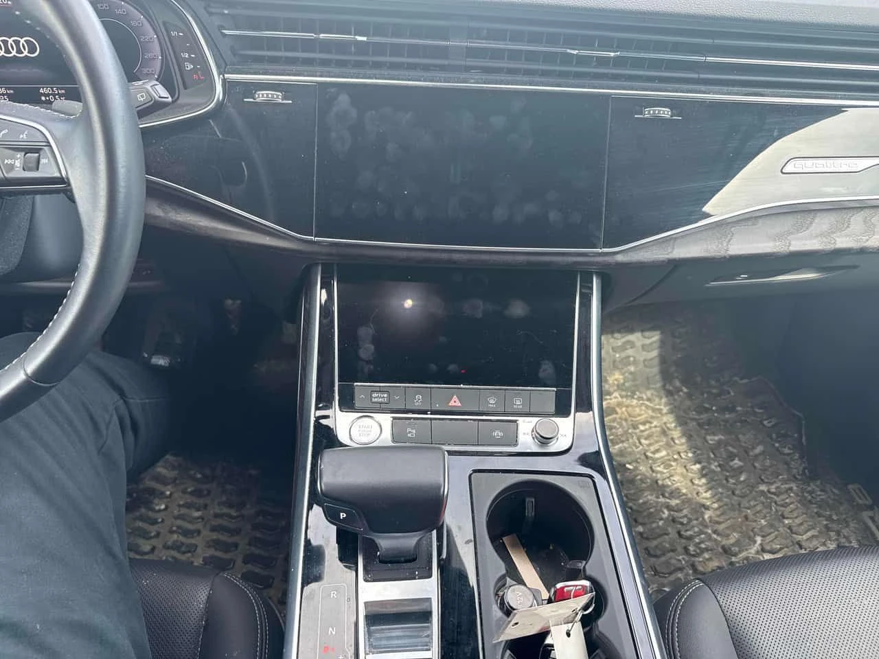 Audi Q8 * Progressiv * CARFAX * ���� �� �� | Mobile.bg � ����������� 9