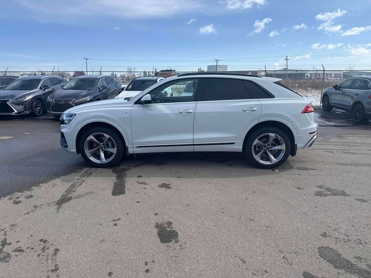 Audi Q8 * Progressiv * CARFAX * ���� �� �� | Mobile.bg � ����������� 2