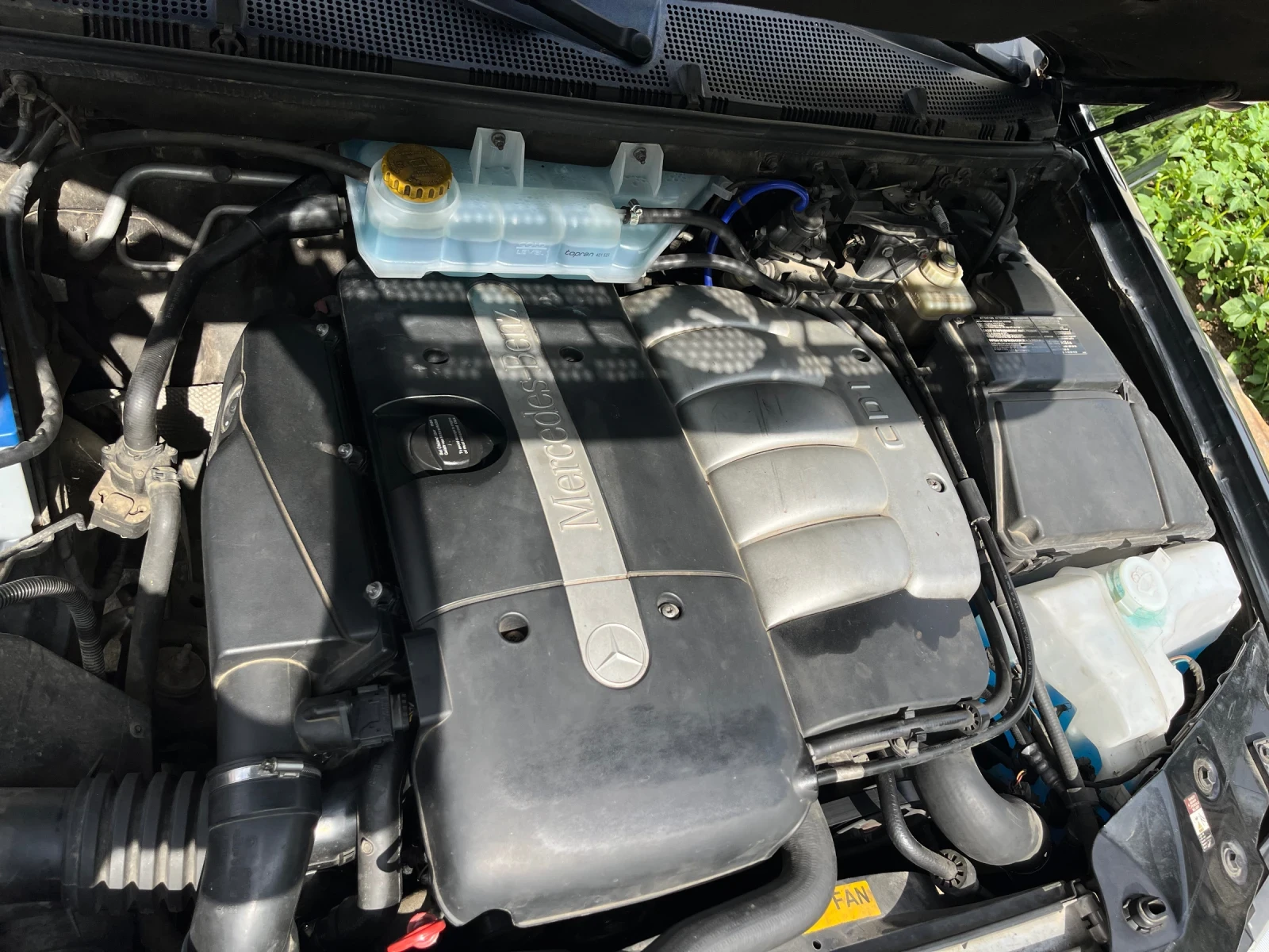 Mercedes-Benz ML 270, снимка 13 - Автомобили и джипове - 54576326