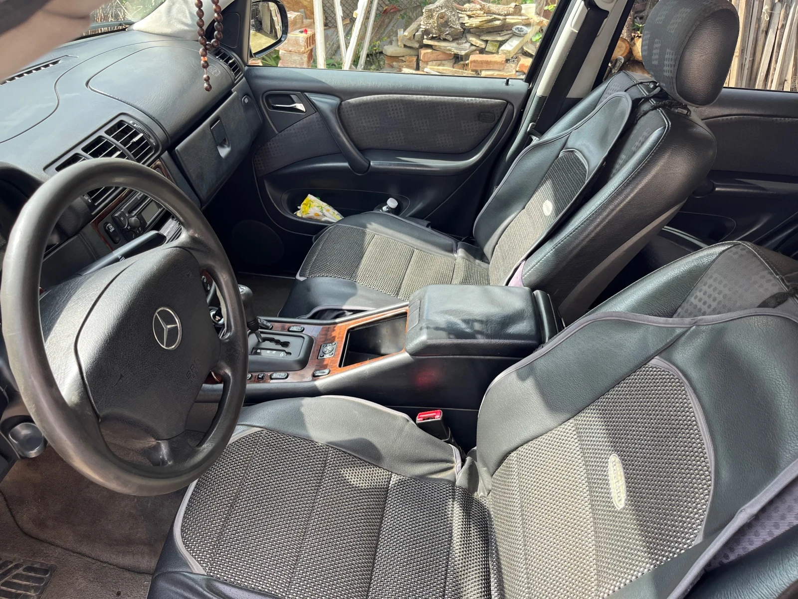 Mercedes-Benz ML 270, снимка 15 - Автомобили и джипове - 54576326