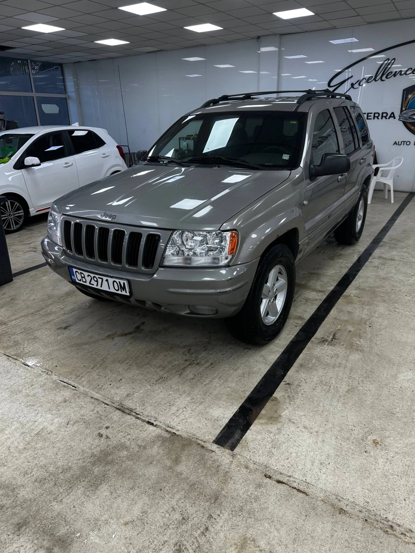 Jeep Grand cherokee, снимка 2 - Автомобили и джипове - 55420701