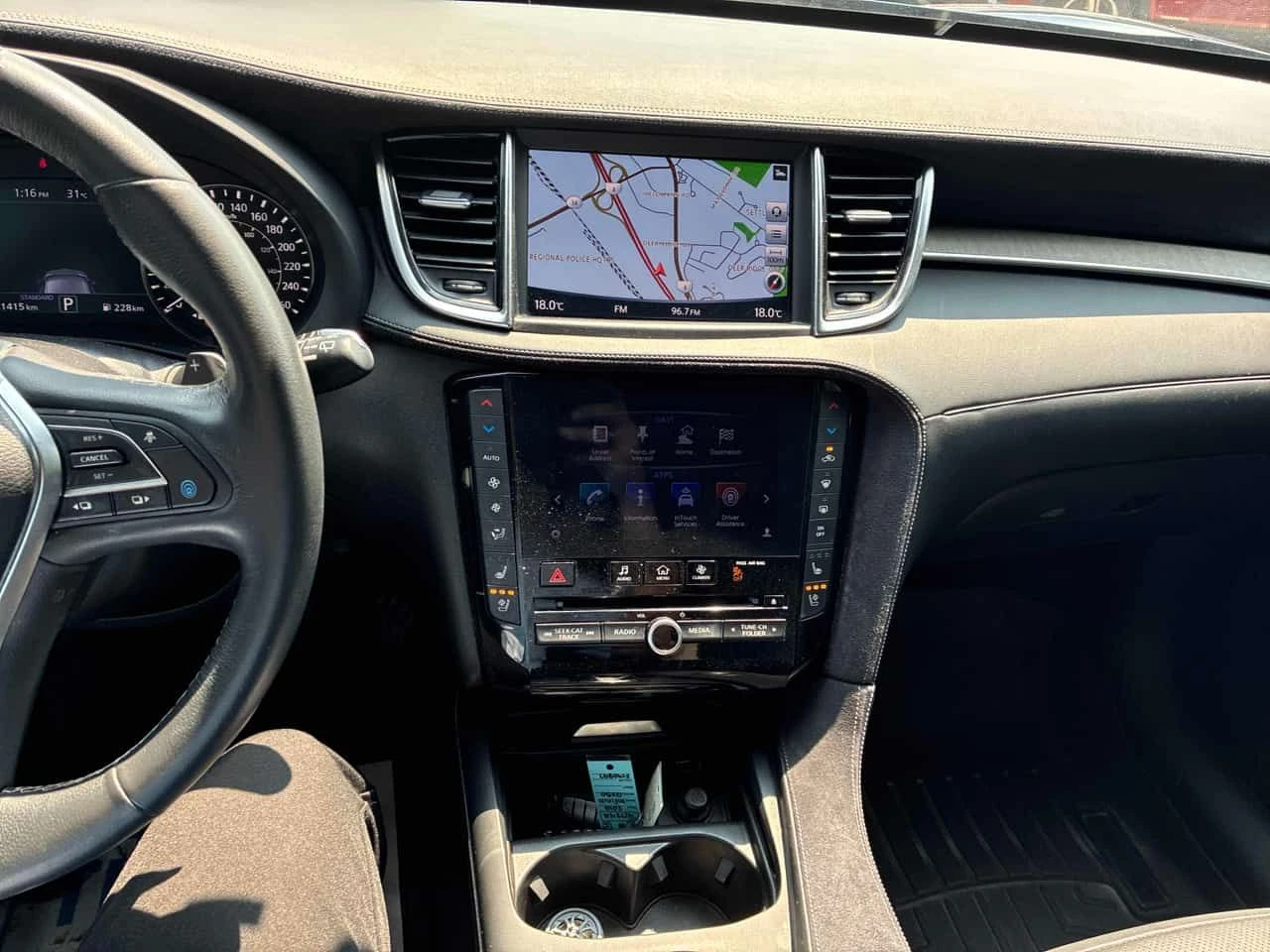 Infiniti QX50 * AWD * CARFAX * БЕЗ ПЪРВОНАЧАЛНА ВНОСКА, снимка 9 - Автомобили и джипове - 55670754