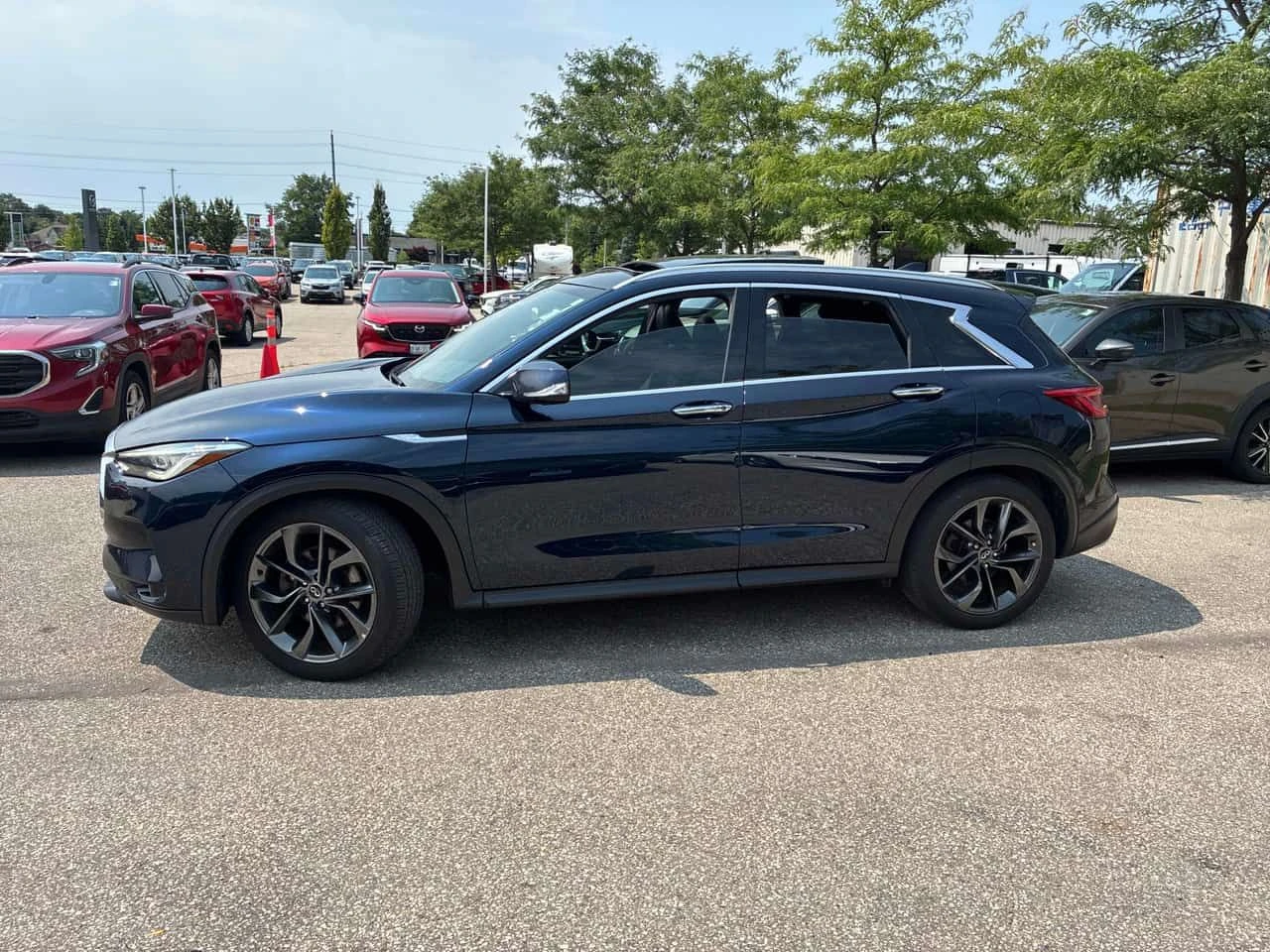 Infiniti QX50 * AWD * CARFAX * БЕЗ ПЪРВОНАЧАЛНА ВНОСКА, снимка 2 - Автомобили и джипове - 55670754