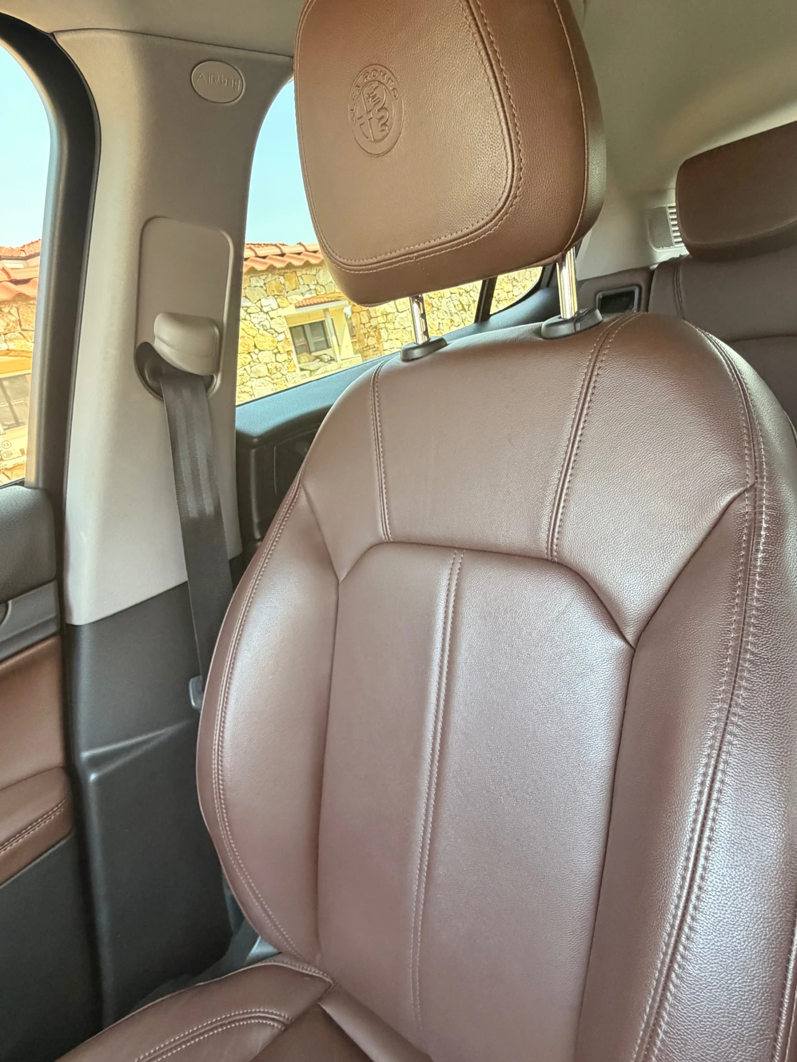 Alfa Romeo Stelvio 2.2 JTDM, снимка 14 - Автомобили и джипове - 55920503