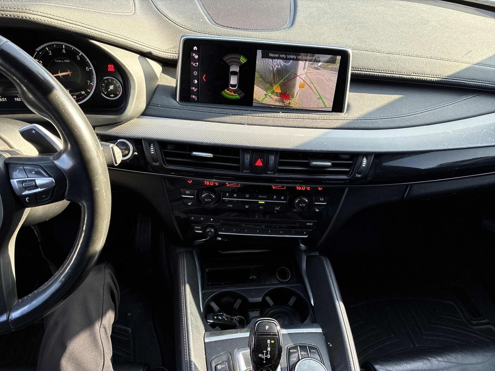 BMW X6 M-pack* Shadow-line* Back cam* H&K* Обдух* , снимка 10 - Автомобили и джипове - 55826303