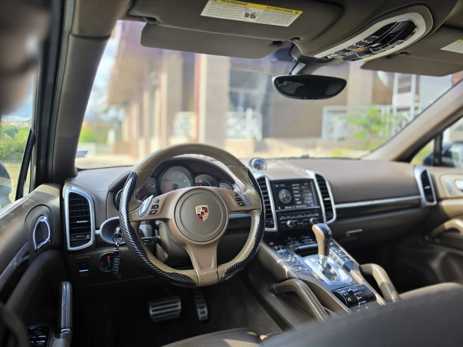 Porsche Cayenne 2013 година 400 к.с., снимка 2 - Автомобили и джипове - 56245656
