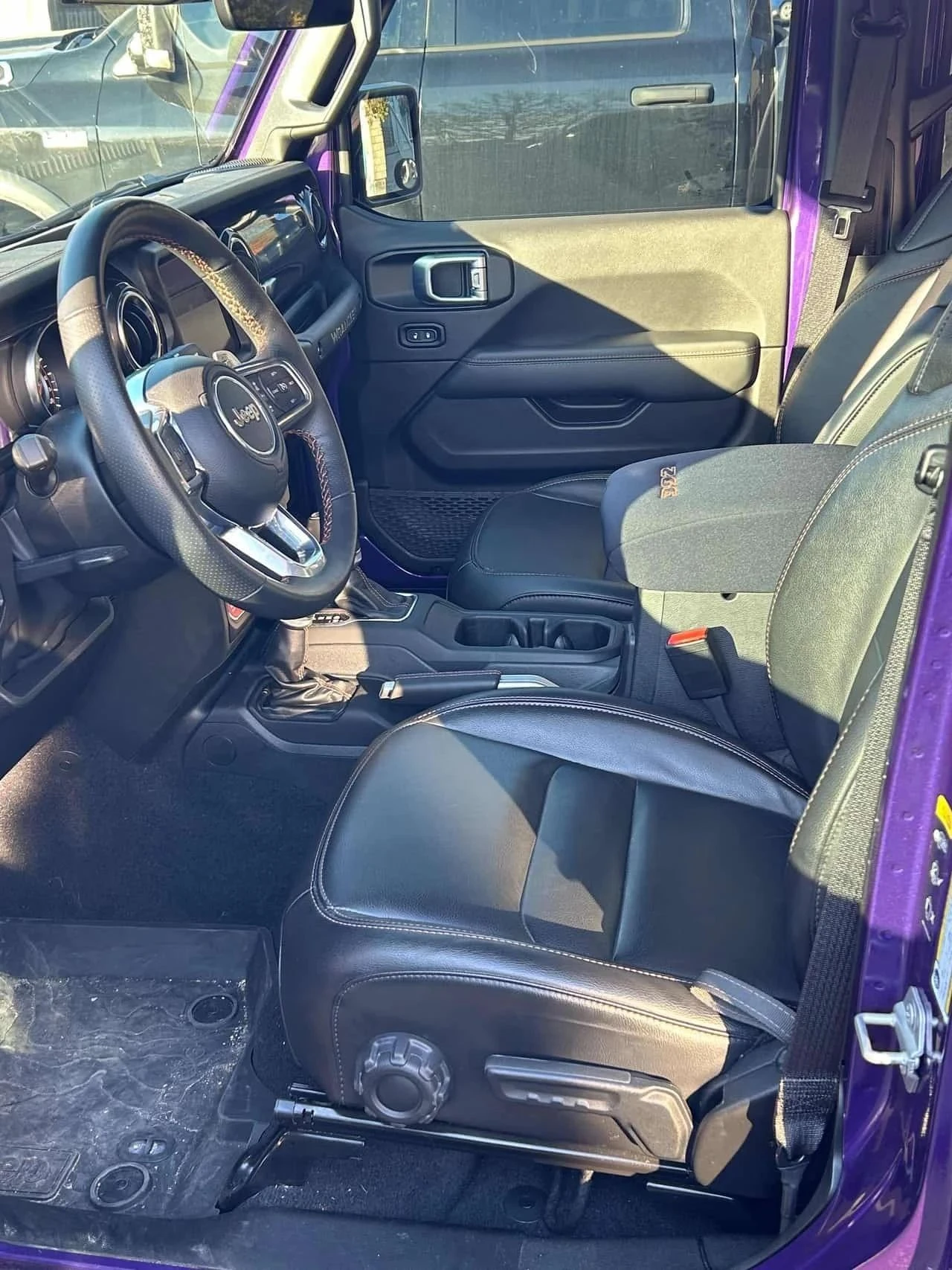 Jeep Wrangler, снимка 5 - Автомобили и джипове - 56731997