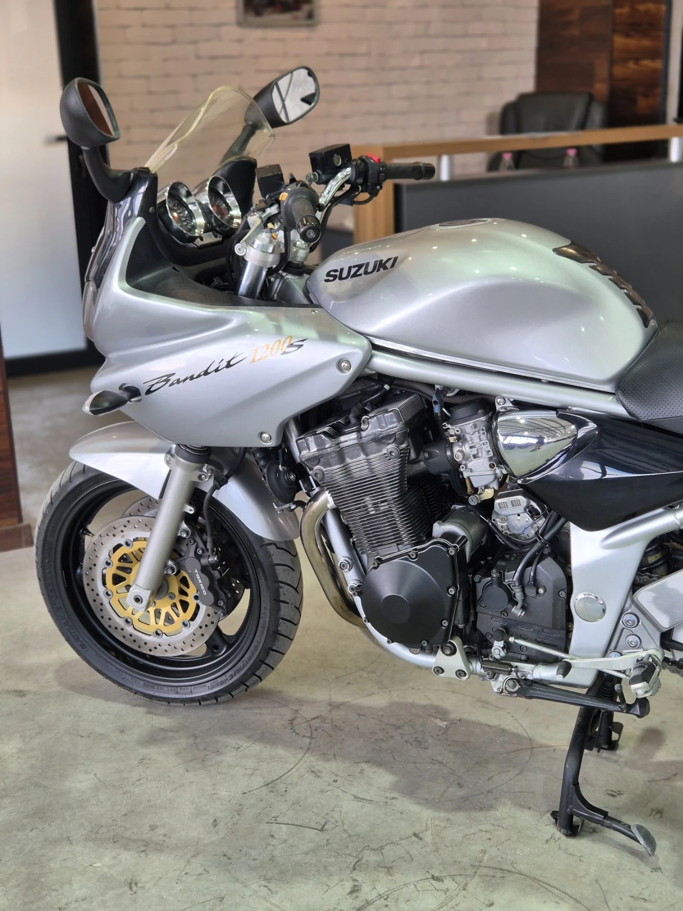 Suzuki Bandit GSF 1200 S НОВ ВНОС ОТ ШВЕЙЦАРИЯ!!, снимка 11 - Мотоциклети и мототехника - 54727647