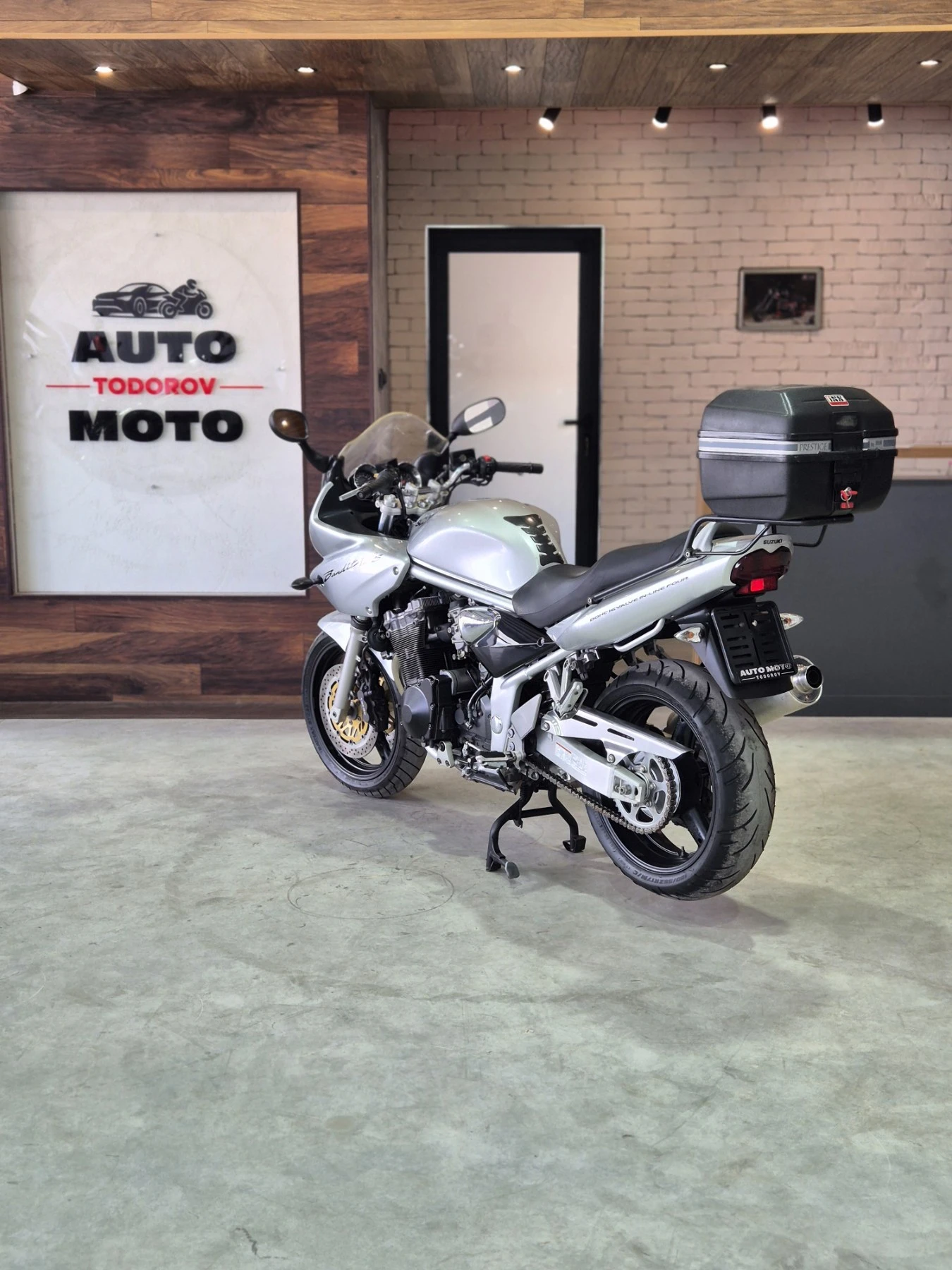 Suzuki Bandit GSF 1200 S НОВ ВНОС ОТ ШВЕЙЦАРИЯ!!, снимка 5 - Мотоциклети и мототехника - 54727647