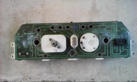 Уреди за арматурно табло от автомобили от соца, снимка 3