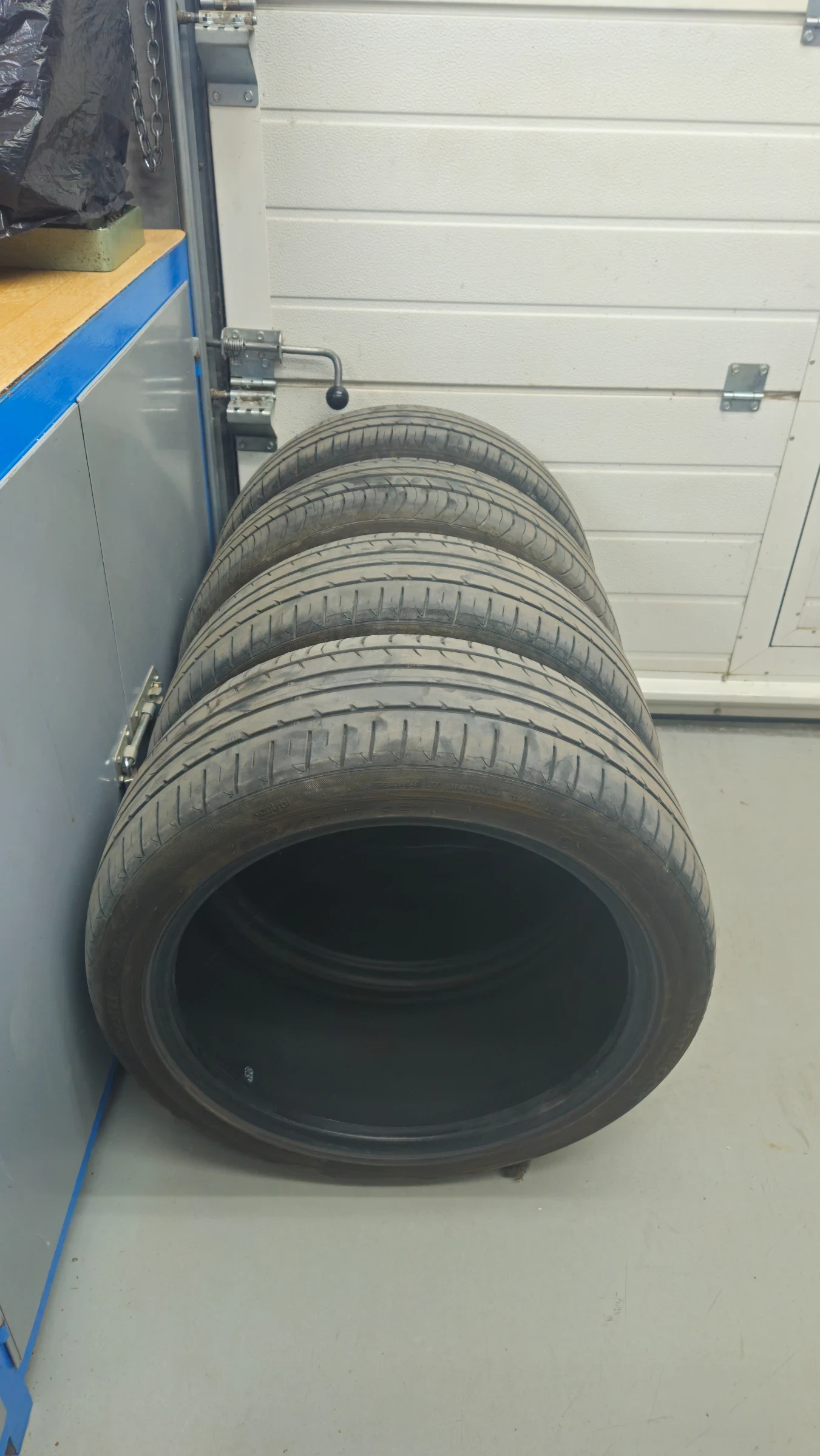  225/45R18 | Mobile.bg   1