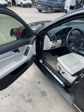 Mercedes-Benz C 220 CDI, снимка 9