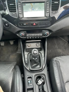 Kia Carens 1.7 135hp 7мест, снимка 12