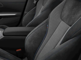 BMW 320 xDrive Sedan, снимка 9
