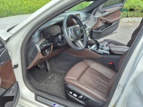 BMW 530E M SPORT* КОЖА* ПОДГРЕВ* HEADUP* 360* PANO, снимка 11