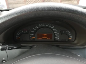 Mercedes-Benz C 180, снимка 7