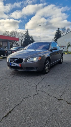 ����� �� �������� �� Volvo S80 3.2 AWD Summum �������� �������/�������/���������