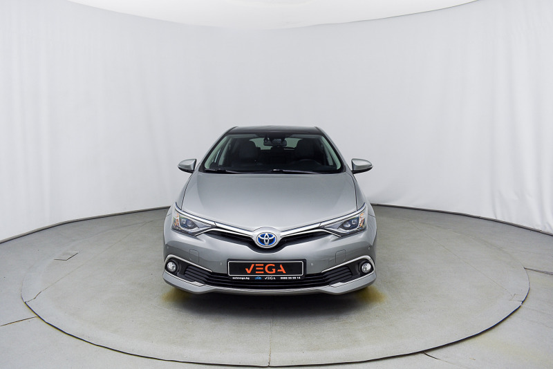 Toyota Auris 1.8i Hybrid 57000Km., снимка 7 - Автомобили и джипове - 45782206
