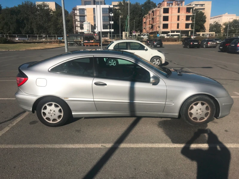 Mercedes-Benz C 180 ELEGANCE, снимка 4 - Автомобили и джипове - 47446631