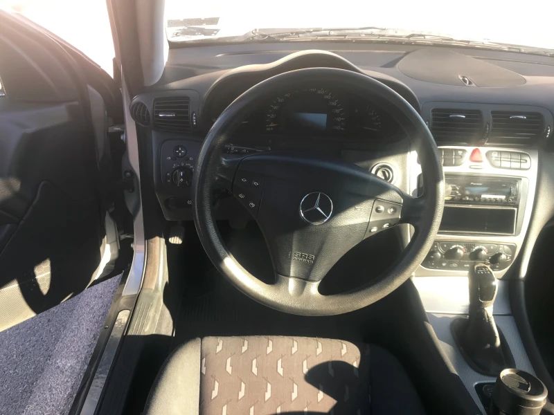 Mercedes-Benz C 180 ELEGANCE, снимка 10 - Автомобили и джипове - 47446631