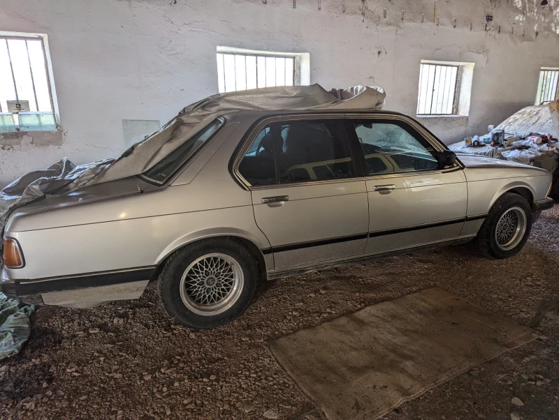 BMW 735 735i, снимка 2 - Автомобили и джипове - 48557435