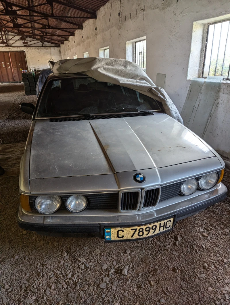 BMW 735 735i, снимка 1 - Автомобили и джипове - 48557435