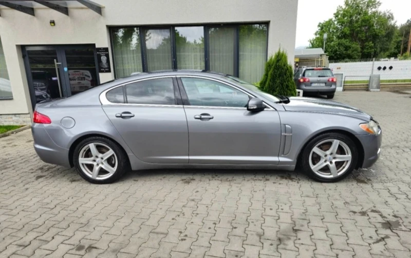 Jaguar Xf, снимка 10 - Автомобили и джипове - 49236383