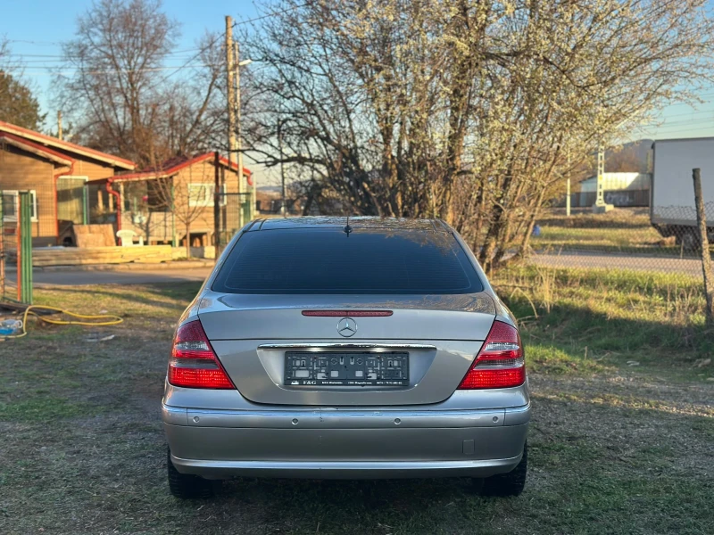 Mercedes-Benz E 320 350, снимка 7 - Автомобили и джипове - 49598527