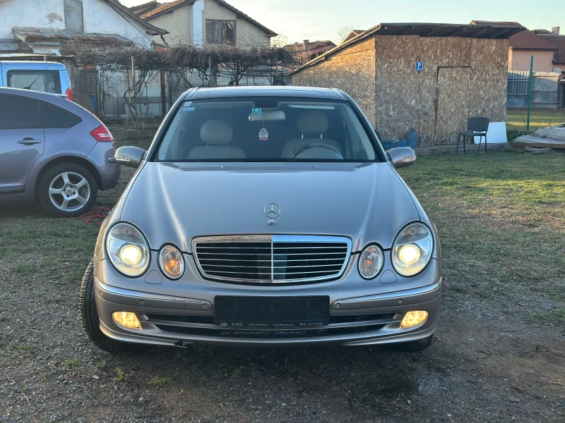 Mercedes-Benz E 320 350, снимка 1 - Автомобили и джипове - 49598527