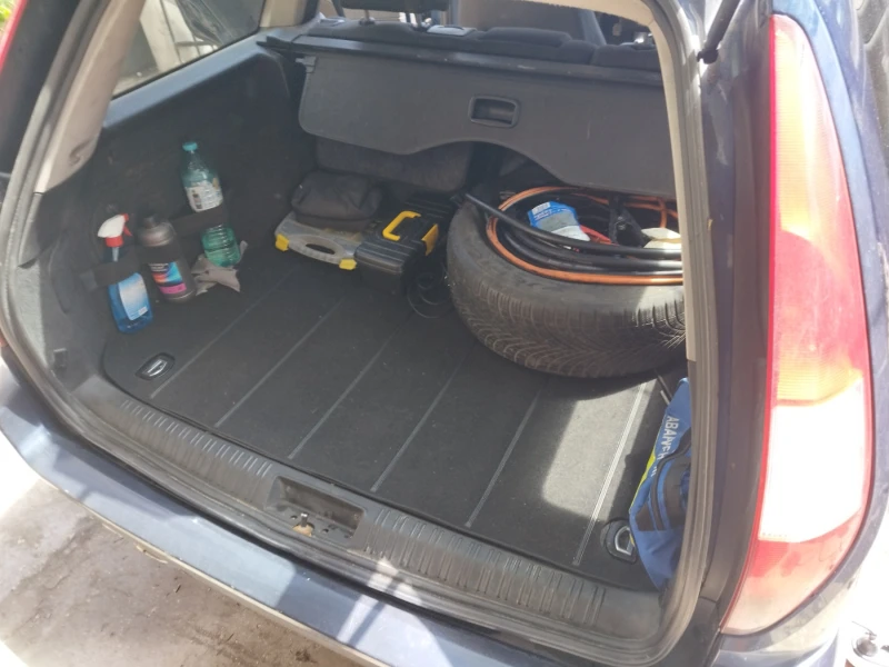 Ford Mondeo 2.5 V6, снимка 10 - Автомобили и джипове - 51790610