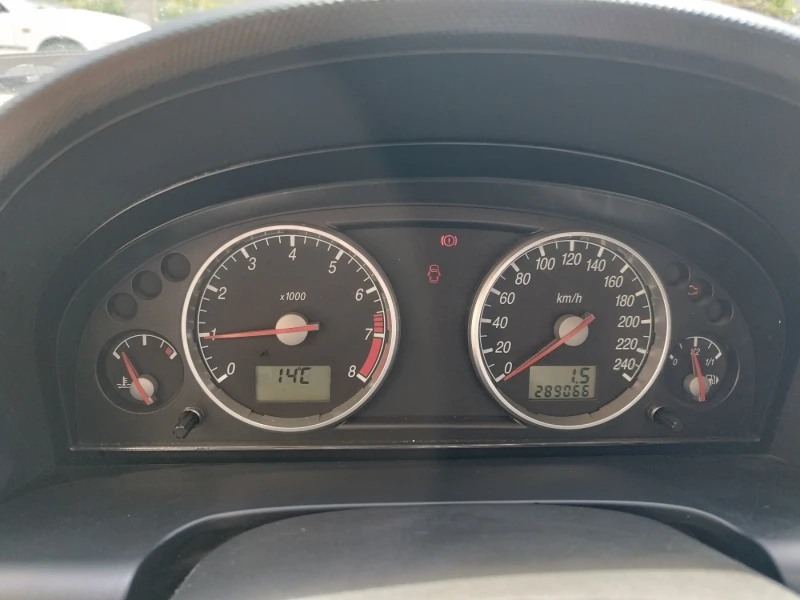 Ford Mondeo 2.5 V6, снимка 5 - Автомобили и джипове - 51790610