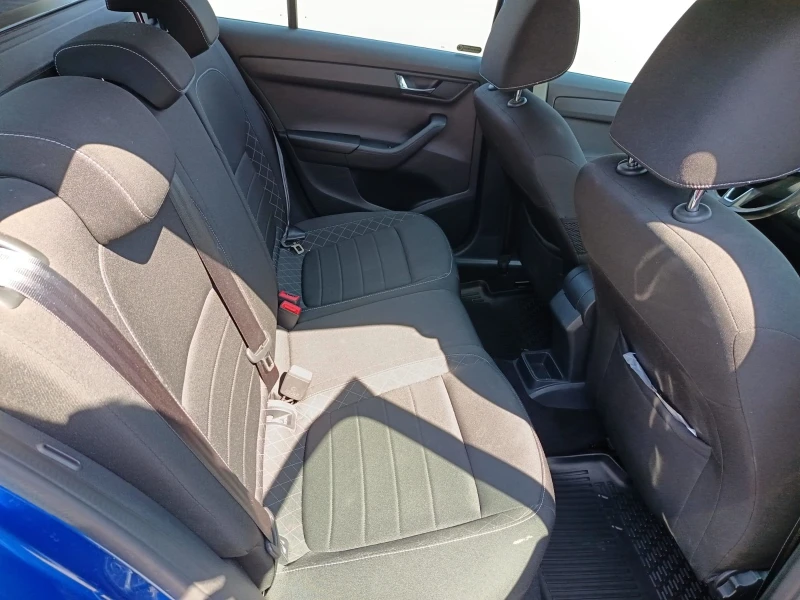 Skoda Fabia, снимка 9 - Автомобили и джипове - 51734092