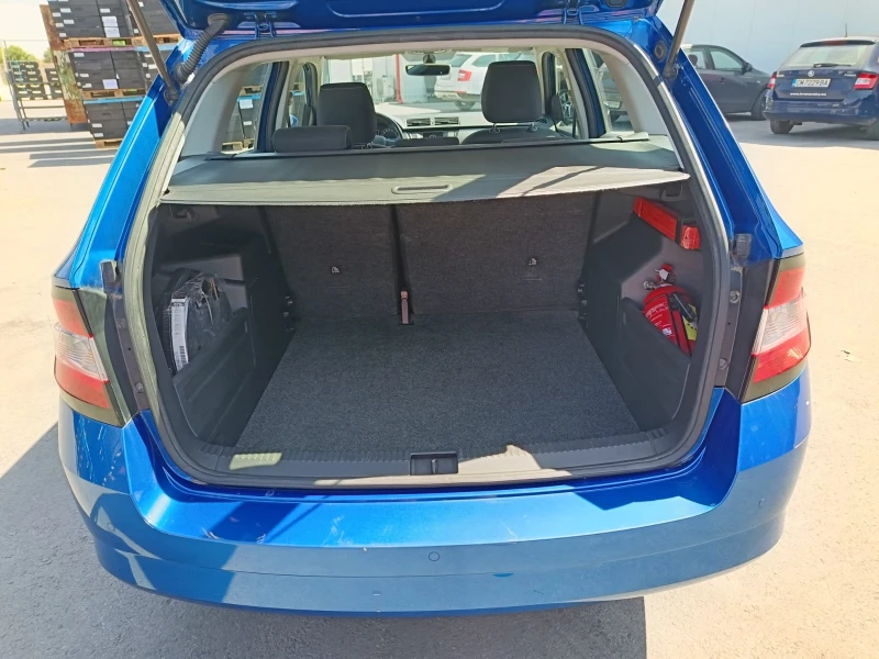 Skoda Fabia, снимка 5 - Автомобили и джипове - 51734092