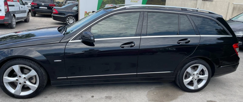Mercedes-Benz C 220 CDI, снимка 3 - Автомобили и джипове - 52646069