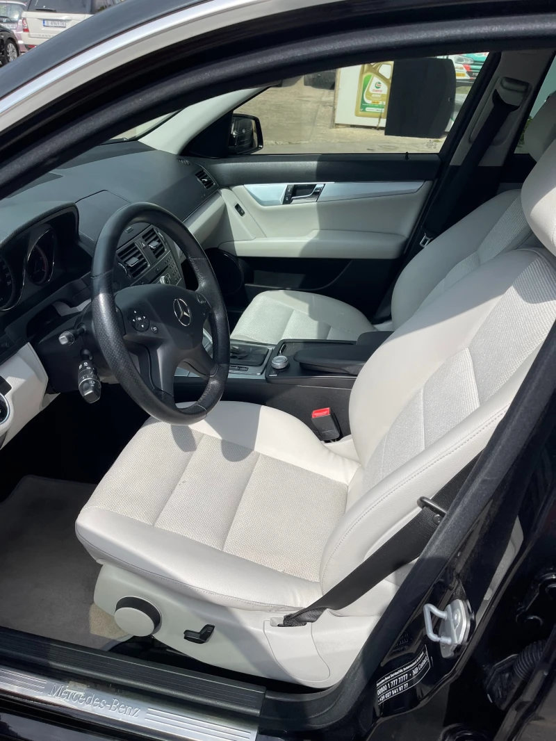 Mercedes-Benz C 220 CDI, снимка 10 - Автомобили и джипове - 52646069