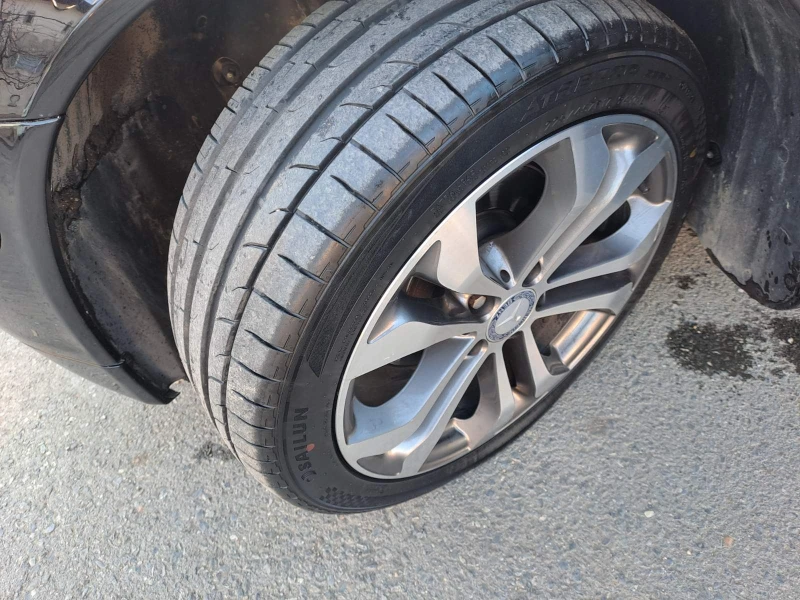 Mercedes-Benz C 180, снимка 10 - Автомобили и джипове - 52334893